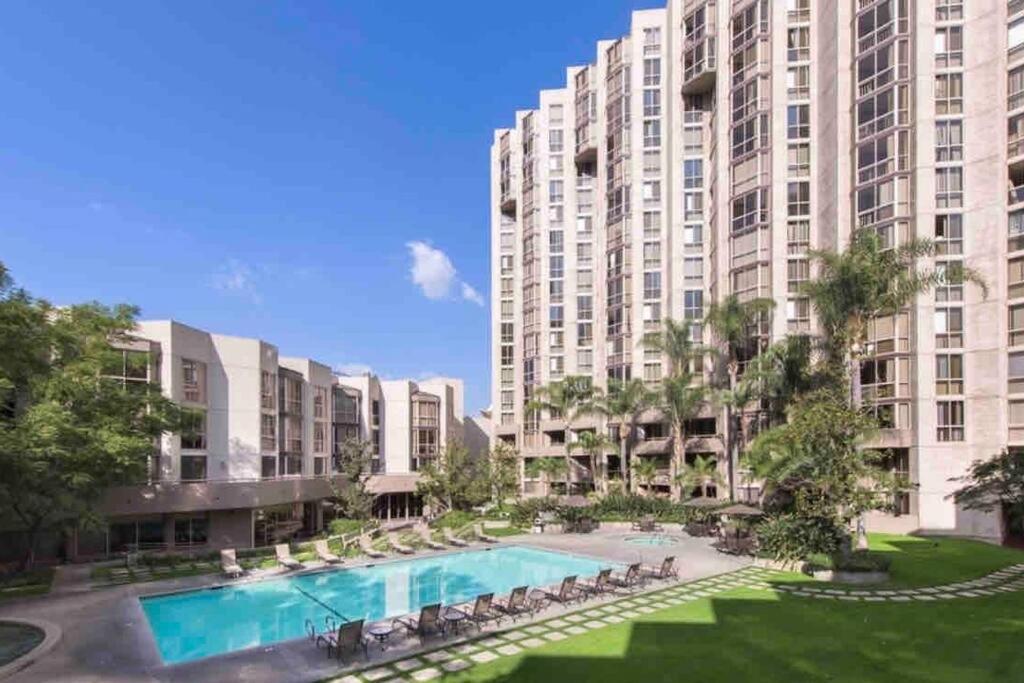 Downtown La ! 2 Bedrooms Modern Unit In Tower * Los Angeles