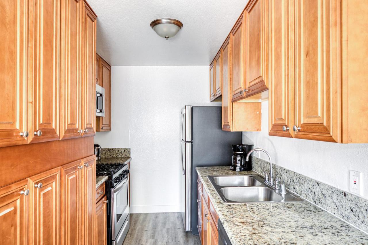 Sherman Oaks 2br W Gym Courtyard Nr Tj Wf Lax-488 *
