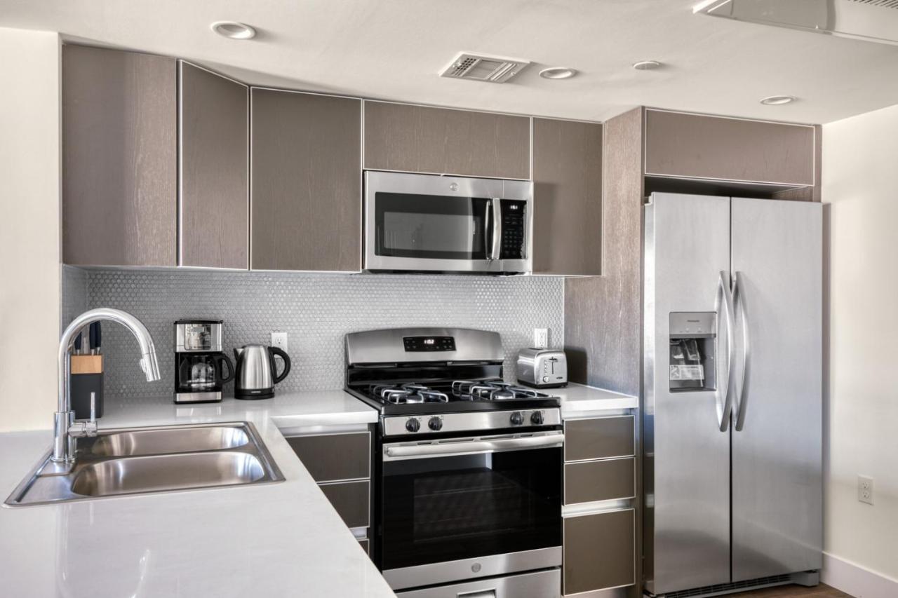 Brentwood 2br W Gym Rooftop Wd Nr Wf Shops Lax-620 Apartment Los Angeles