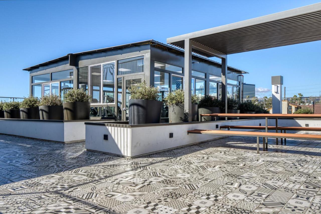 Brentwood 2br W Gym Rooftop Wd Nr Wf Shops Lax-620 Apartment Los Angeles