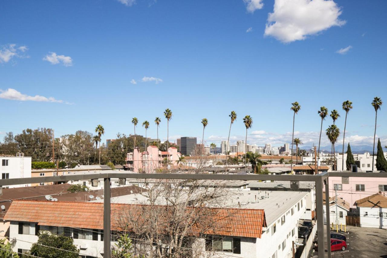 Brentwood 2br W Gym Rooftop Wd Nr Wf Shops Lax-620 *