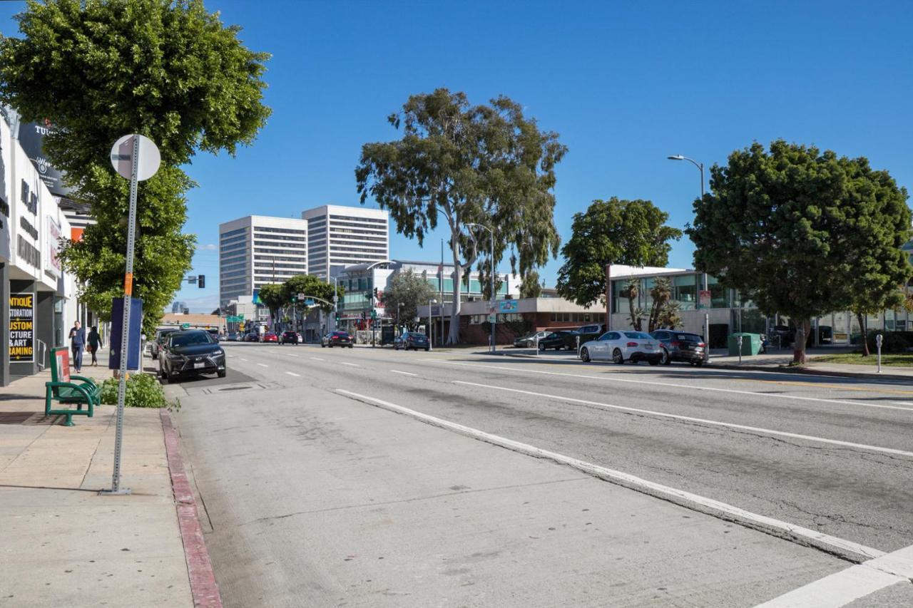Brentwood 2br W Gym Rooftop Wd Nr Wf Shops Lax-620 Apartment