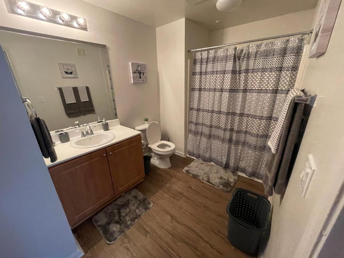 2 Bedroom In Marina Del Rey Less Than 10 Mins From Venice Beach! * Los Angeles