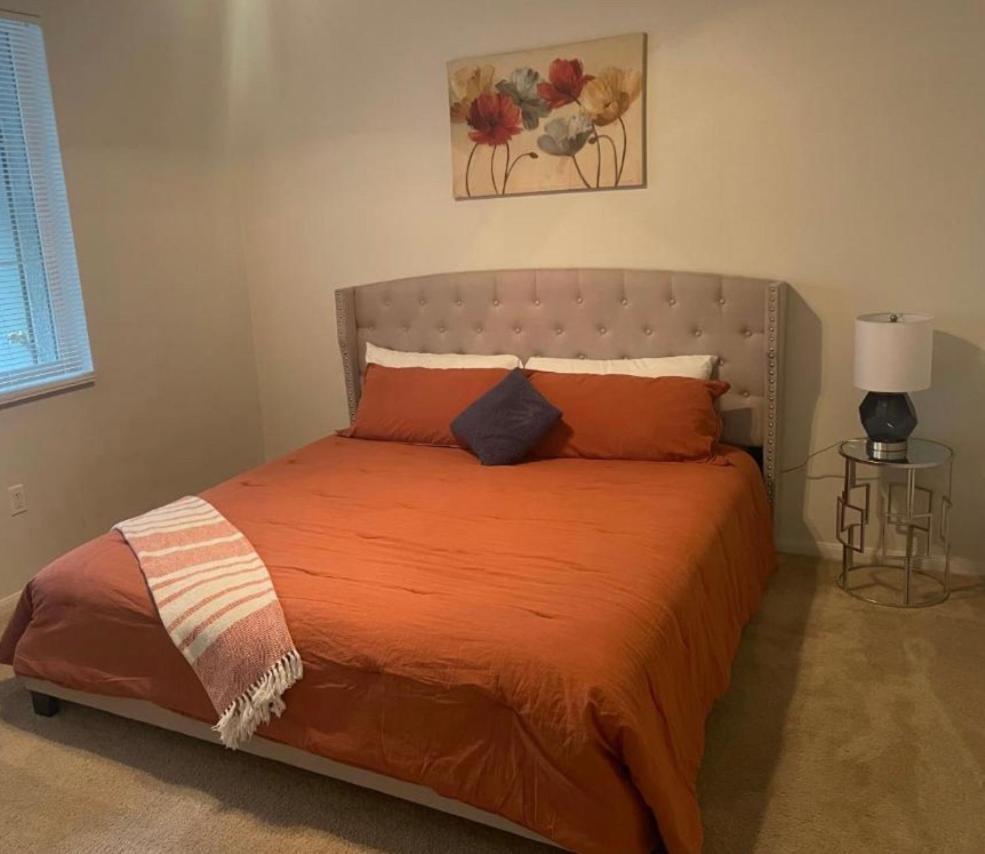 2 Bedroom In Marina Del Rey Less Than 10 Mins From Venice Beach!