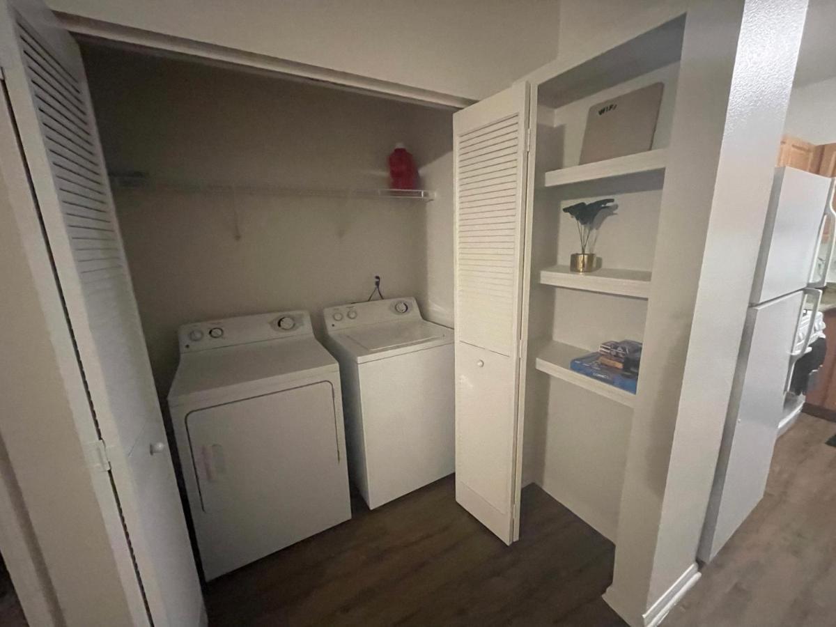 2 Bedroom In Marina Del Rey Less Than 10 Mins From Venice Beach! Apartment