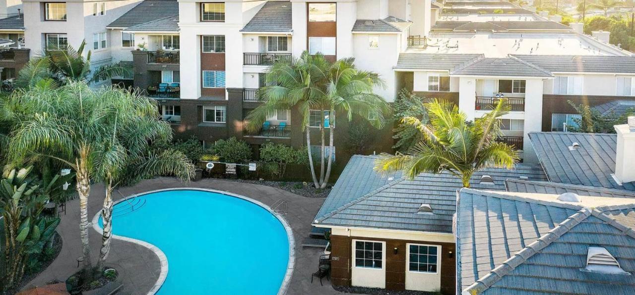 2 Bedroom In Marina Del Rey Less Than 10 Mins From Venice Beach! Apartment *