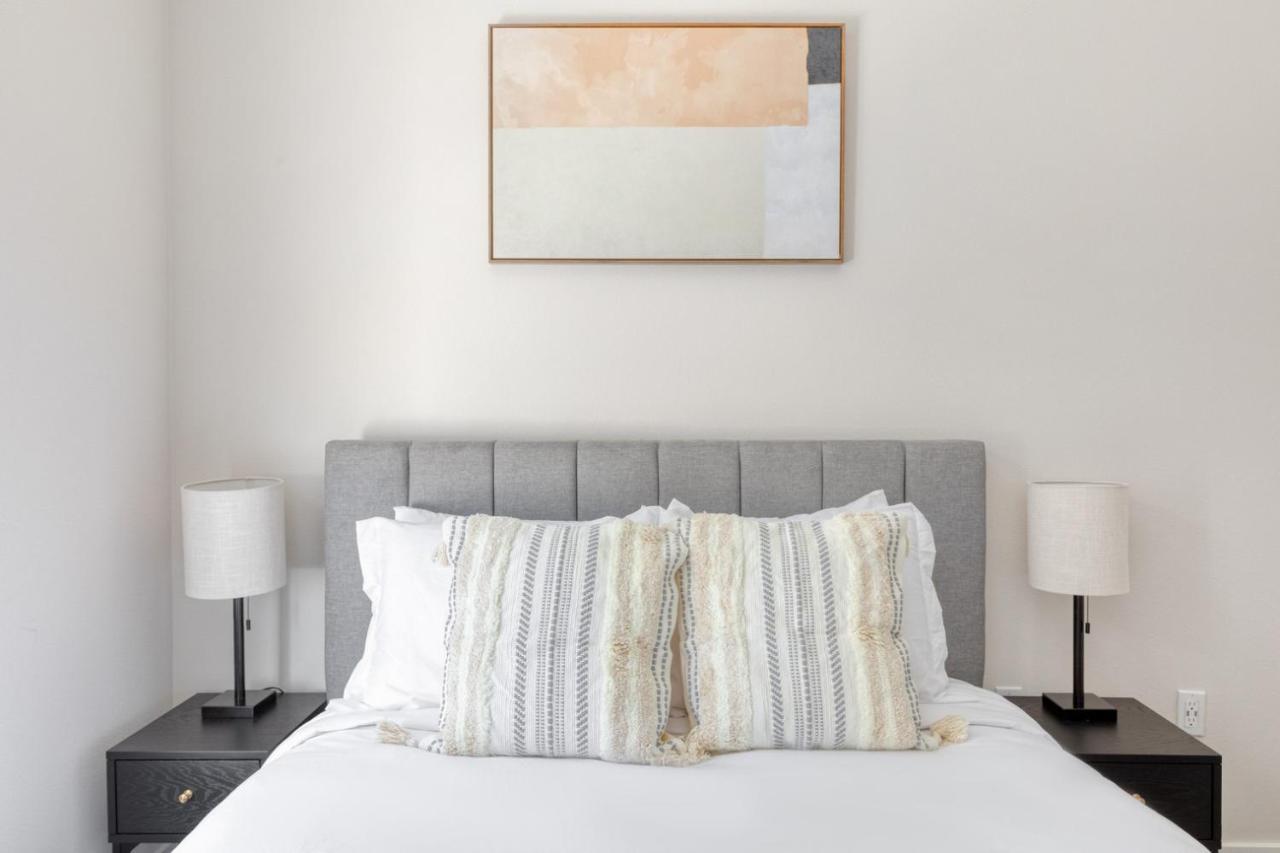 Melrose 2br W Gym Pool Nr Walk Of Fame Lax-723 Los Angeles