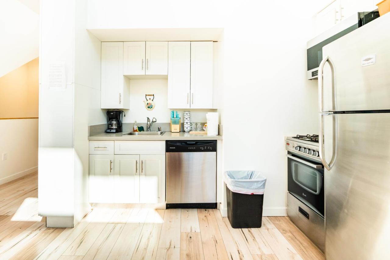 Hollywood 3bedrooms Stylish Loft With 2 Parking *
