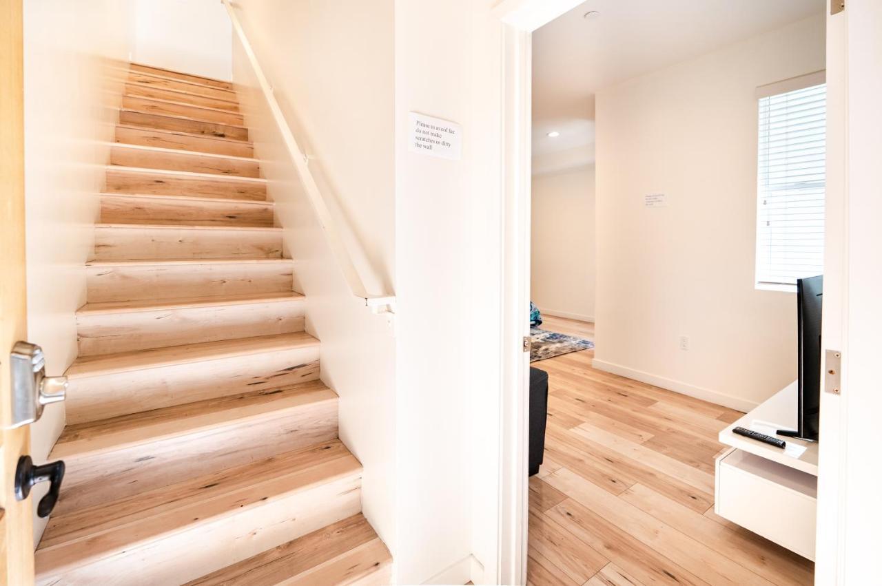 Hollywood 3bedrooms Stylish Loft With 2 Parking Apartment