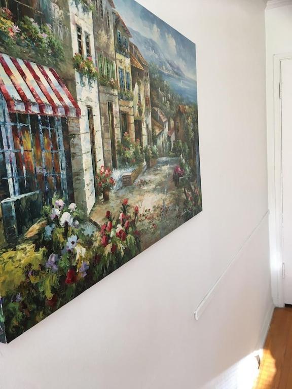 Apartment Adorable Garden ~ A Lovely Escape With Private Enclosed Gardens *