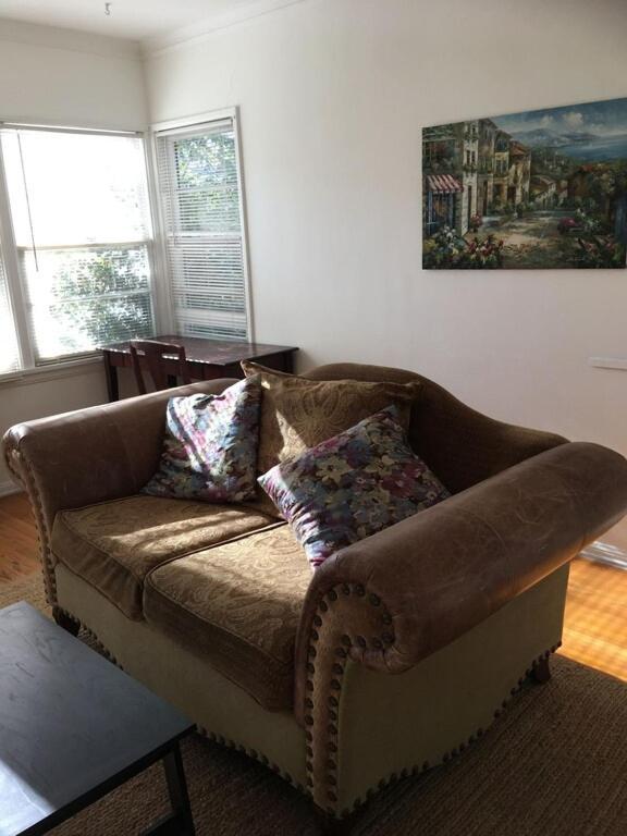 Adorable Garden ~ A Lovely Escape With Private Enclosed Gardens Los Angeles