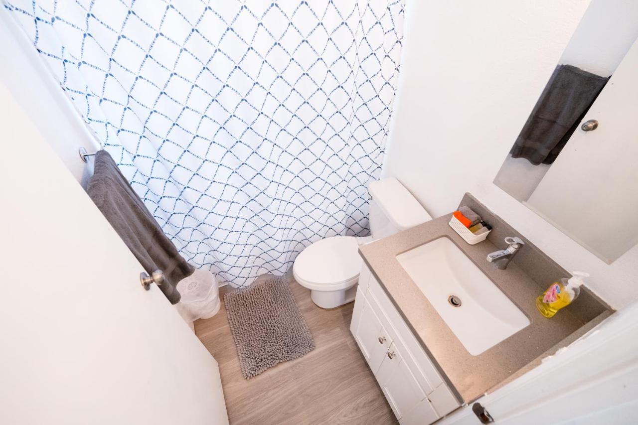 Hollywood/koreatown 2 Bedroom With Parking