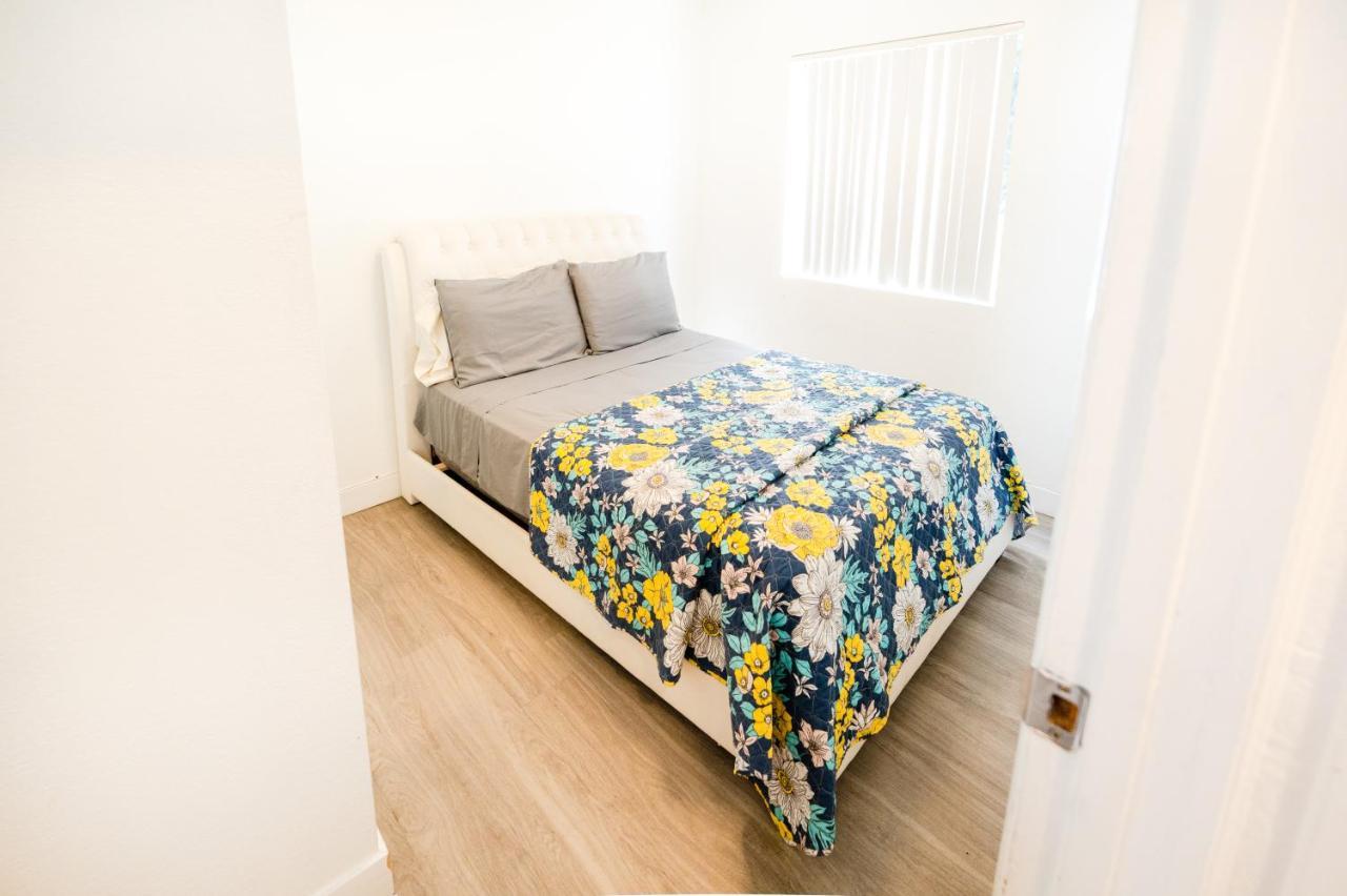 Hollywood/koreatown 2 Bedroom With Parking Los Angeles