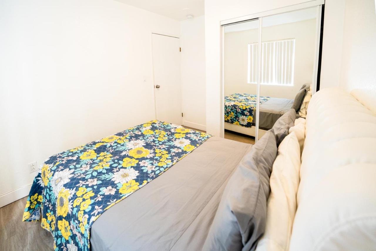 Apartamento Hollywood/koreatown 2 Bedroom With Parking *