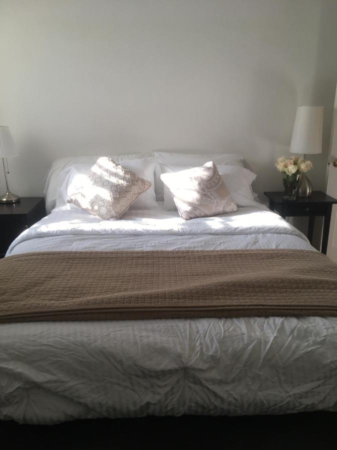 Apartment Adorable Garden ~ A Lovely Escape With Private Enclosed Gardens Los Angeles