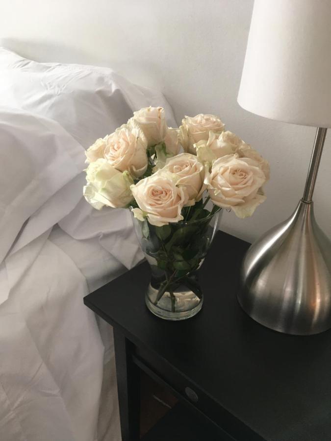 Apartment Adorable Garden ~ A Lovely Escape With Private Enclosed Gardens Los Angeles