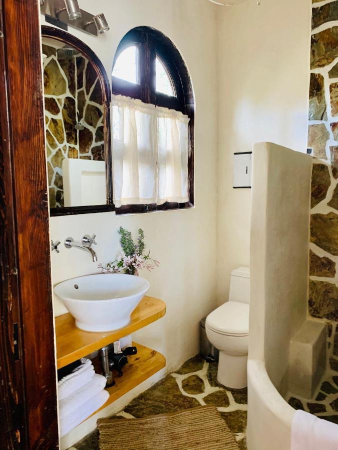 Guest house Under The Tuscan Sun In West Angeles Los Angeles