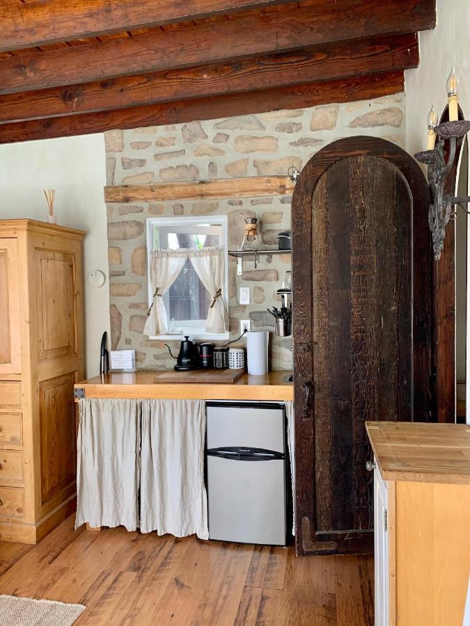 Guest house Under The Tuscan Sun In West Angeles *