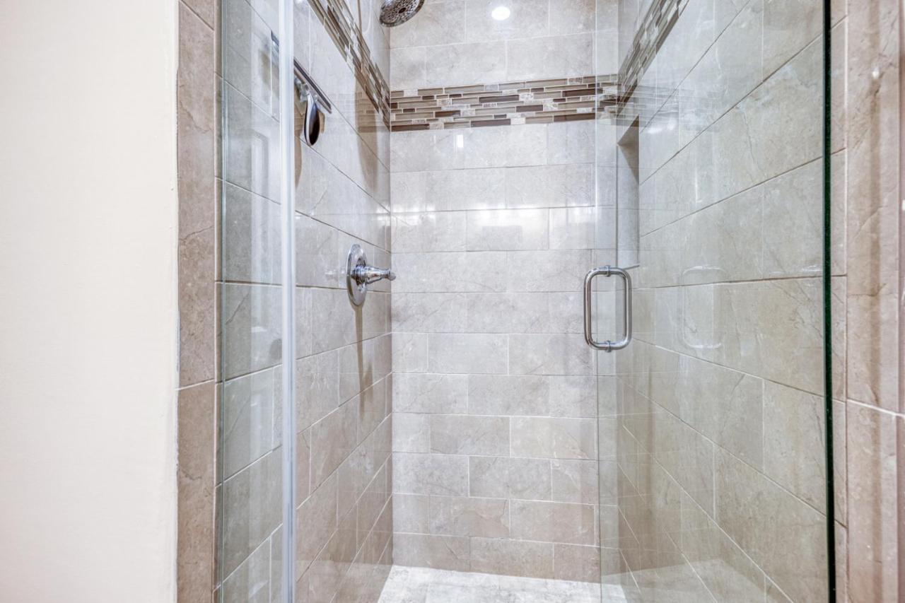 Apartment Beverly Hills 2br Nr Rodeo Dr Shops Wf Tj Bars Lax-441 Los Angeles