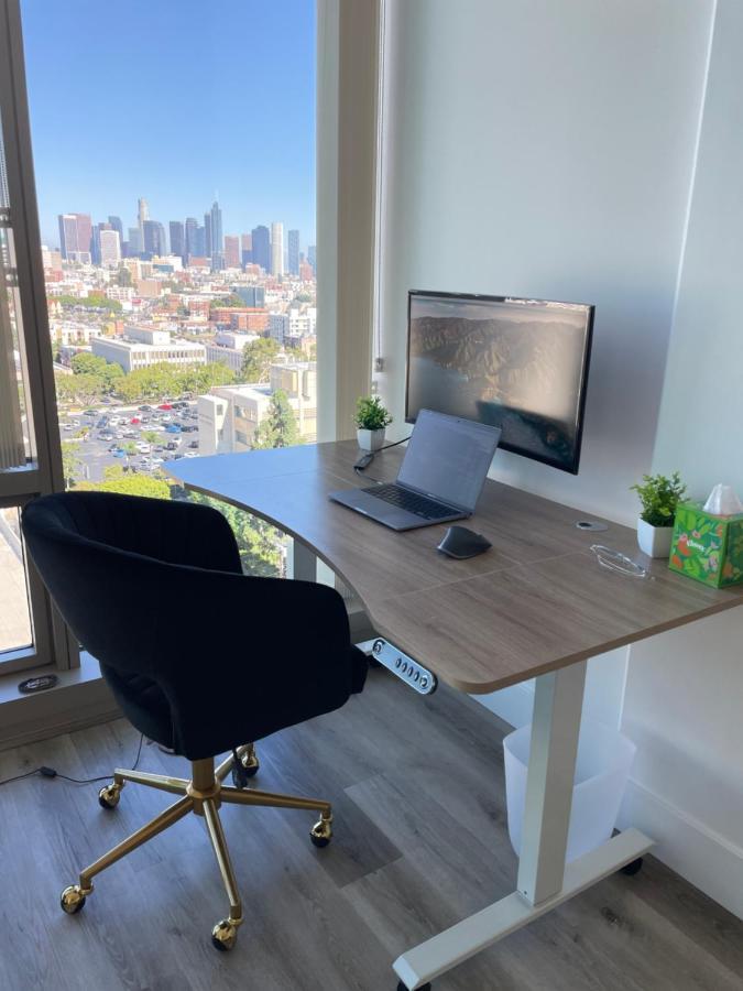 High Rise Studio In Heart Of Ktown Dtla Los Angeles
