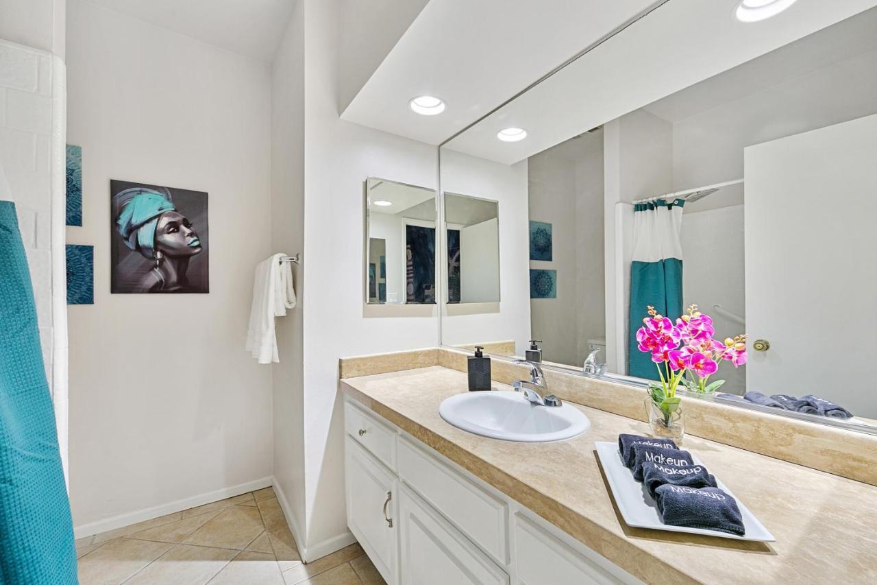 Beverly Hills Chic 2 Bed 2bath With Patio And Parking 309 Aparthotel Los Angeles