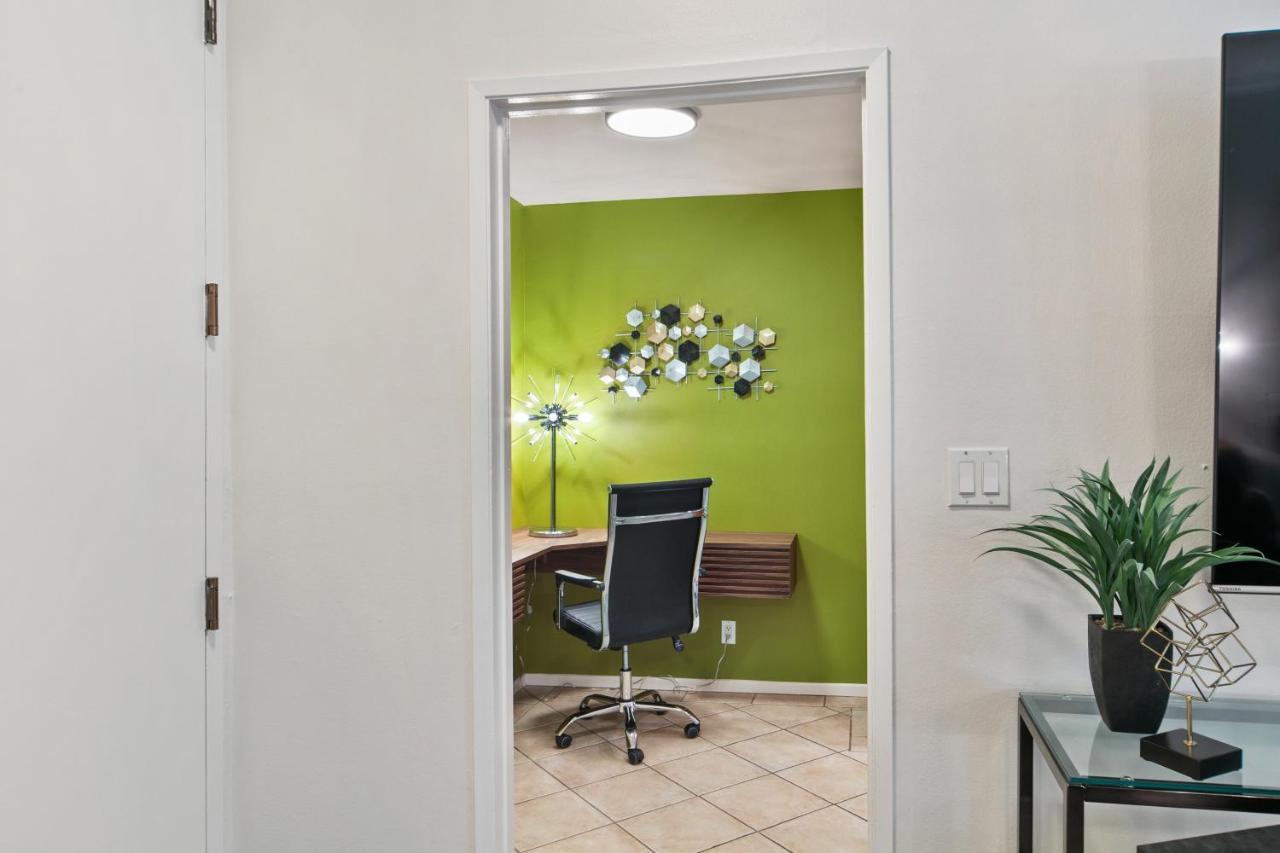 Beverly Hills Gem 1 Bedroom With Parking 218 Los Angeles
