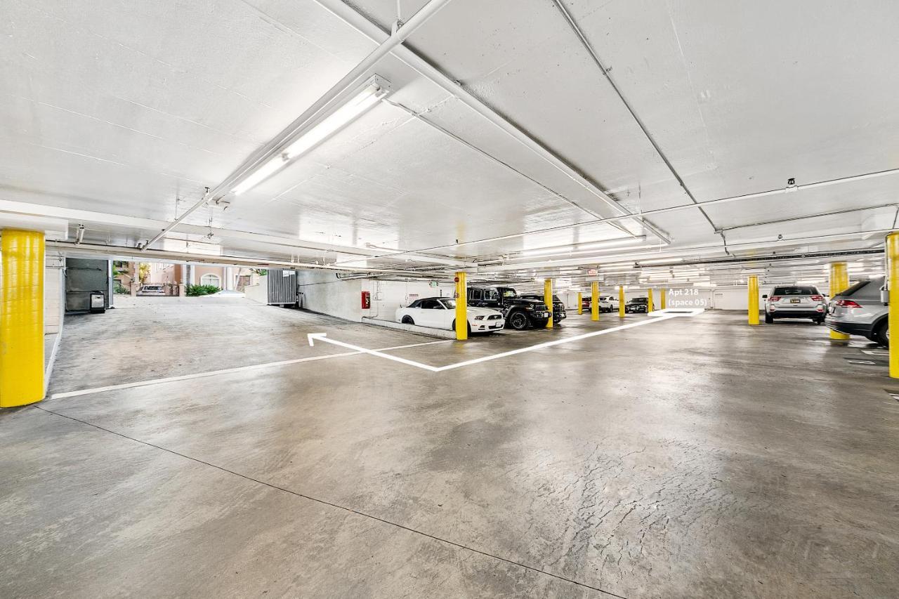 Beverly Hills Gem 1 Bedroom With Parking 218 * Los Angeles