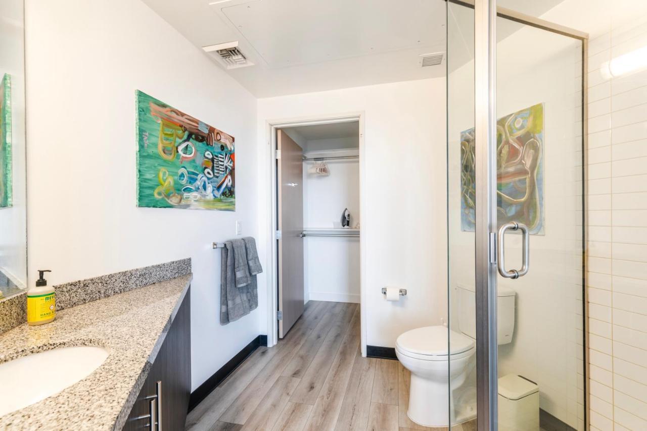 2br Luxury Highrise Hollywood * Los Angeles