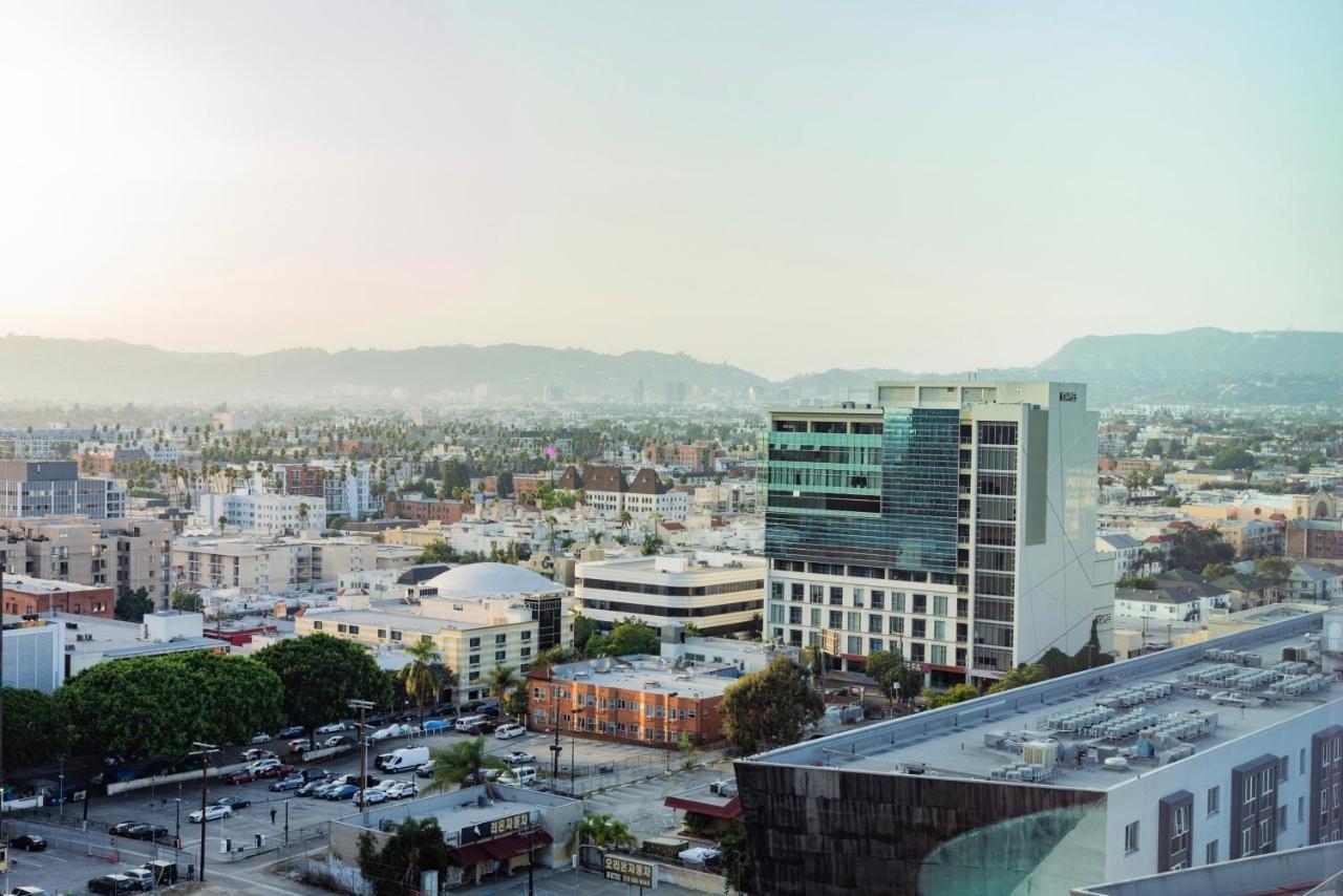 2br Luxury Highrise Hollywood Los Angeles