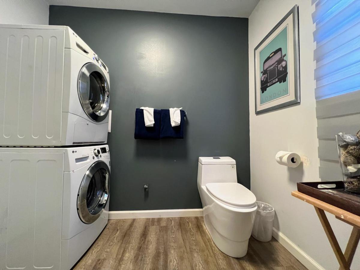 Secluded 2br 2ba Unit Near & Dtla Holiday home *