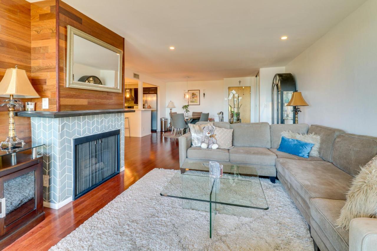 Granada Hills With Community Pool And Workspace Apartment