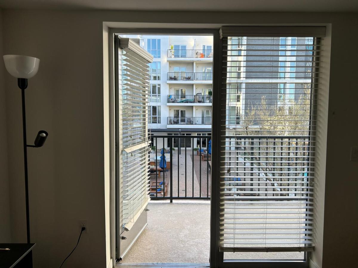 Apartment Luxury In Hollywood Los Angeles
