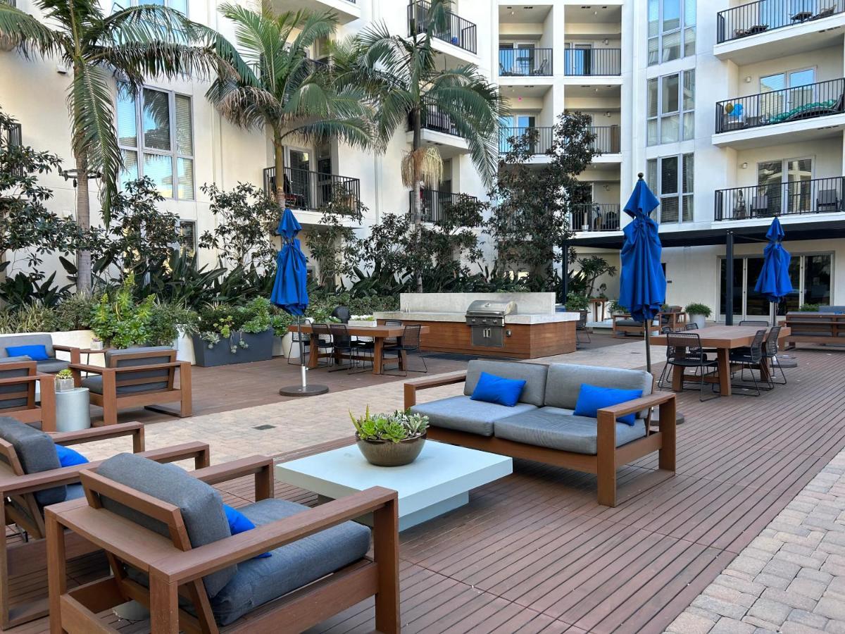 Apartment Luxury In Hollywood