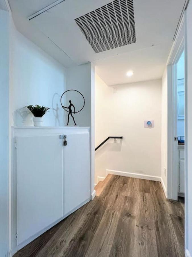 Trendy 2br Near Hollywood Hotspots - Br9 Holiday home *