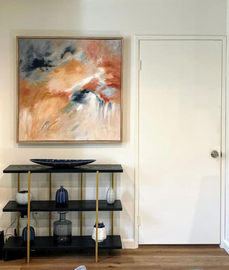 Trendy 2br Near Hollywood Hotspots - Br9 Holiday home