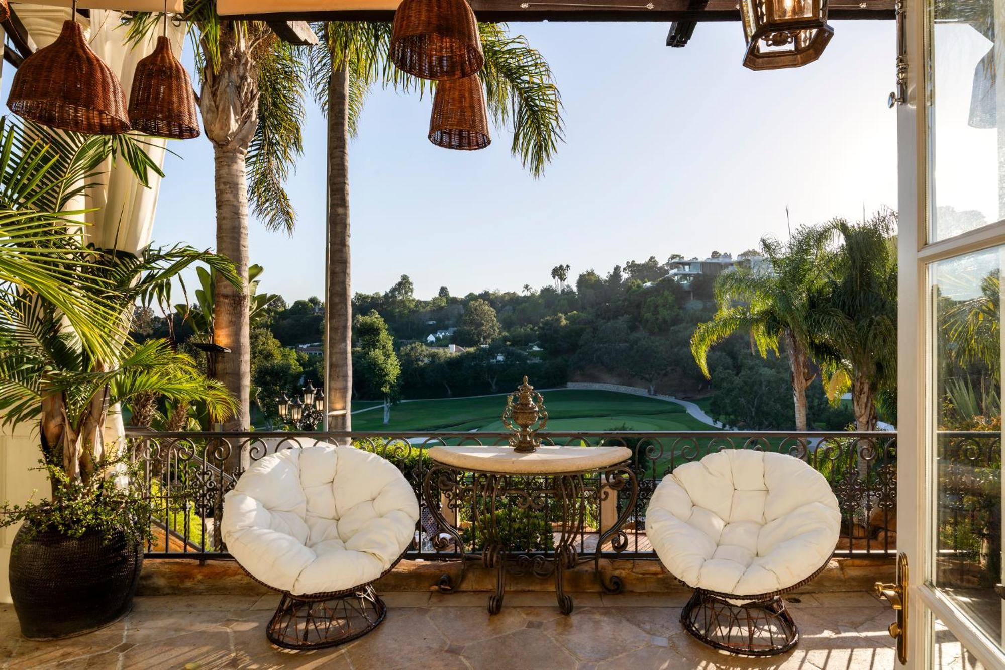 Villa Bel Air Luxury 6 Bedrooms Entire House Angeles *