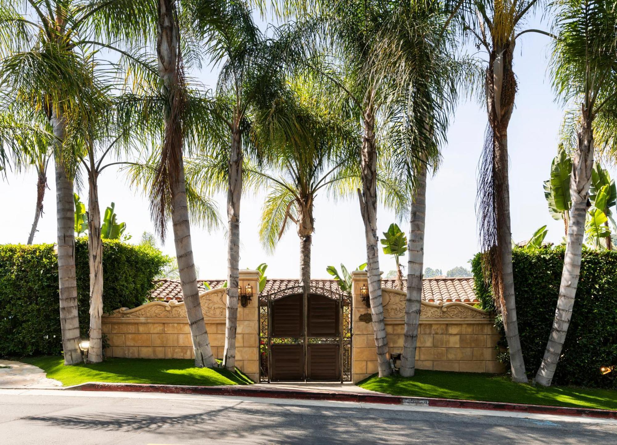 Villa Bel Air Luxury 6 Bedrooms Entire House Angeles *