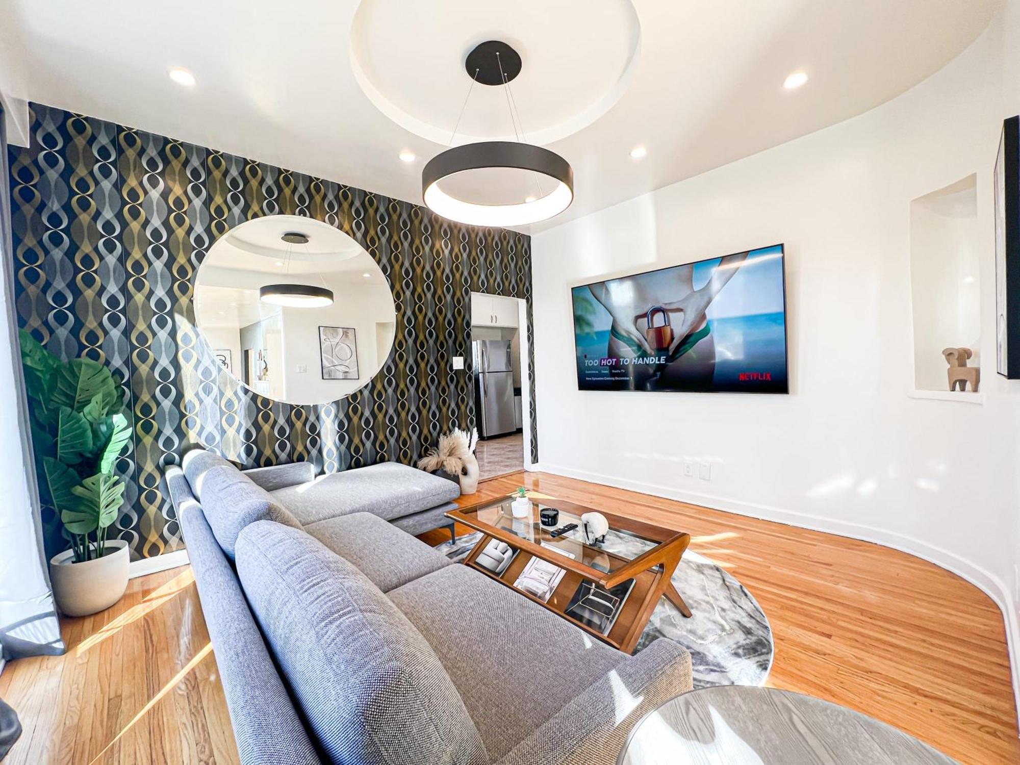 Stylish In Angeles - Ol-wh Los Angeles