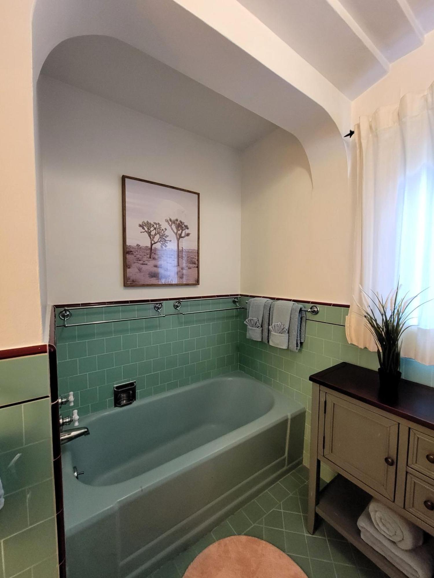 Holiday home Encanto! Enchanted 3 Bedroom Private Near Lacma