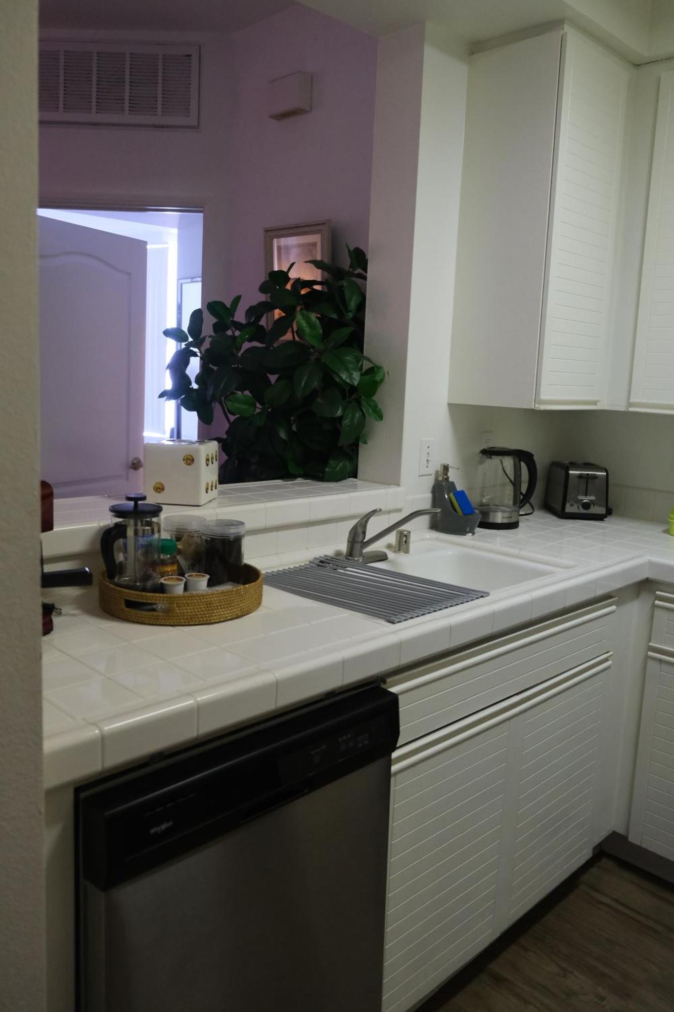 Apartment Elegant In Mdr-venice With Pool, Hottub & Gym *