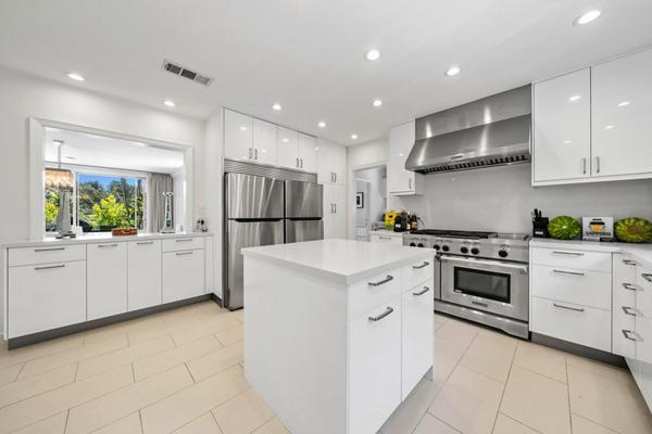 The Shadow Hill Luxury Los Angeles