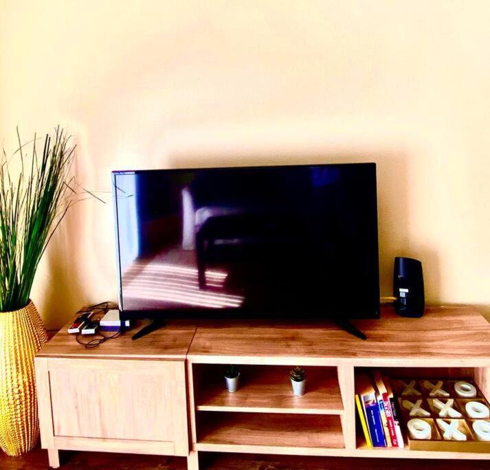 Mdr Chic 1bd/1ba With Pool-view, Spa, Gym, Parking