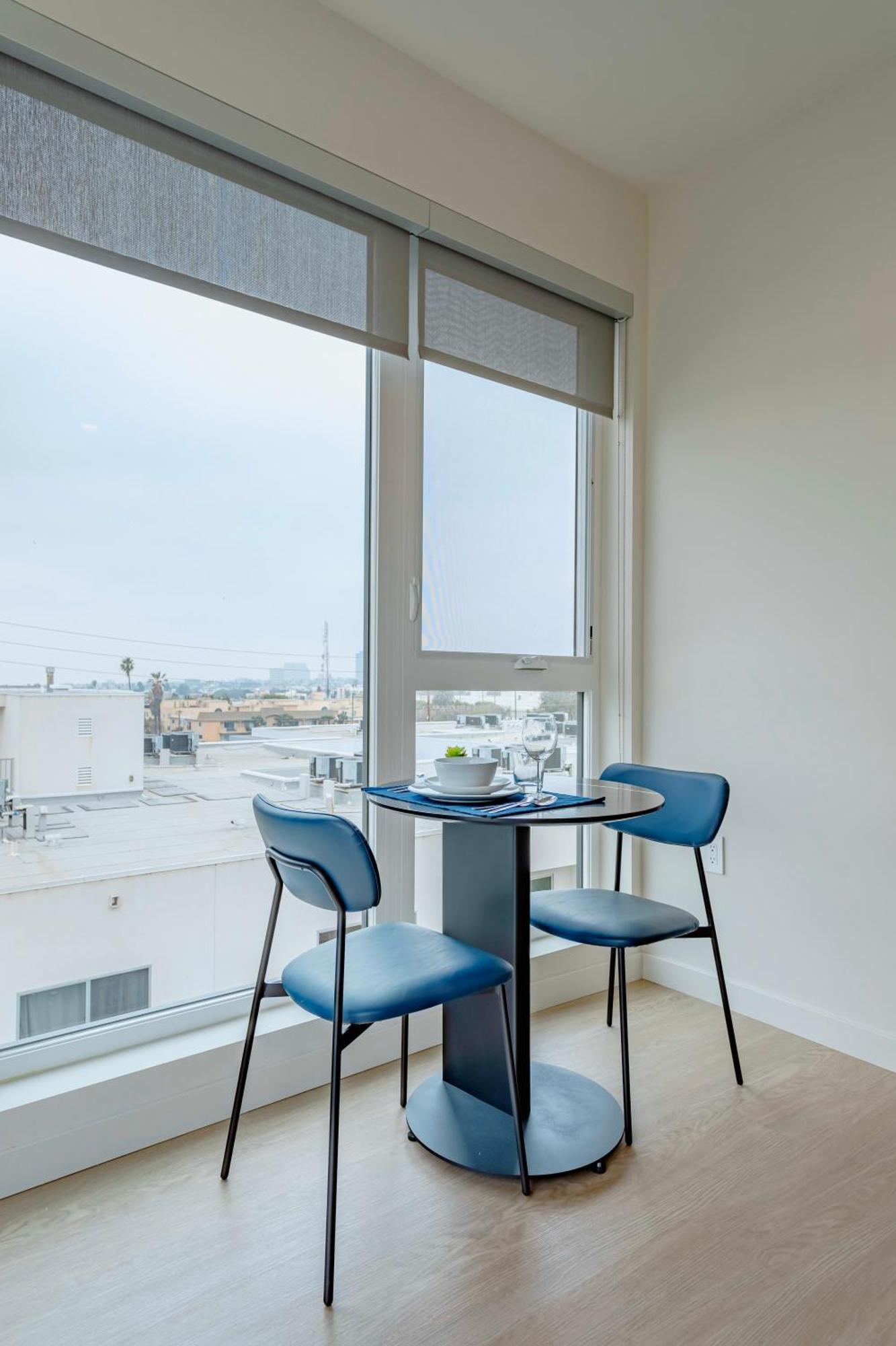 Apartment New Sunny&spacious W Full Kitchen Near Ucla