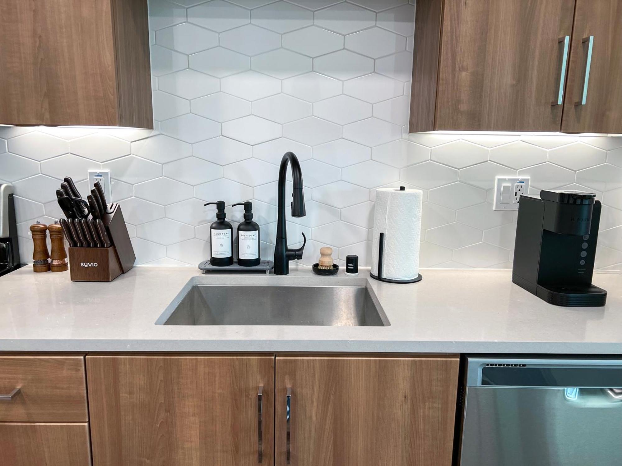 Luxurious Hollywood View - Free Parking Apartment Los Angeles