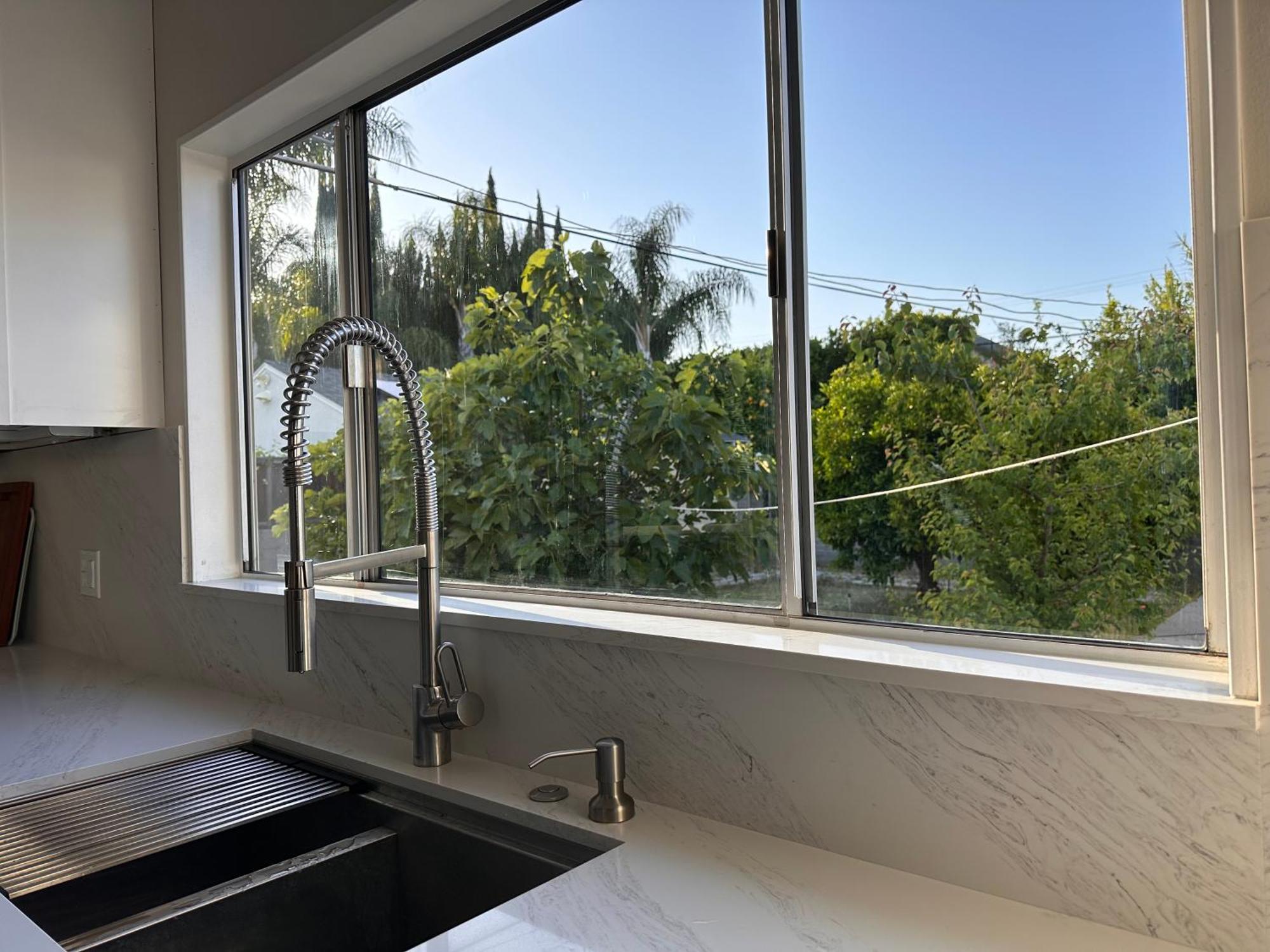 Newly Remodelled Angeles House With Access To Pool Casa de férias *