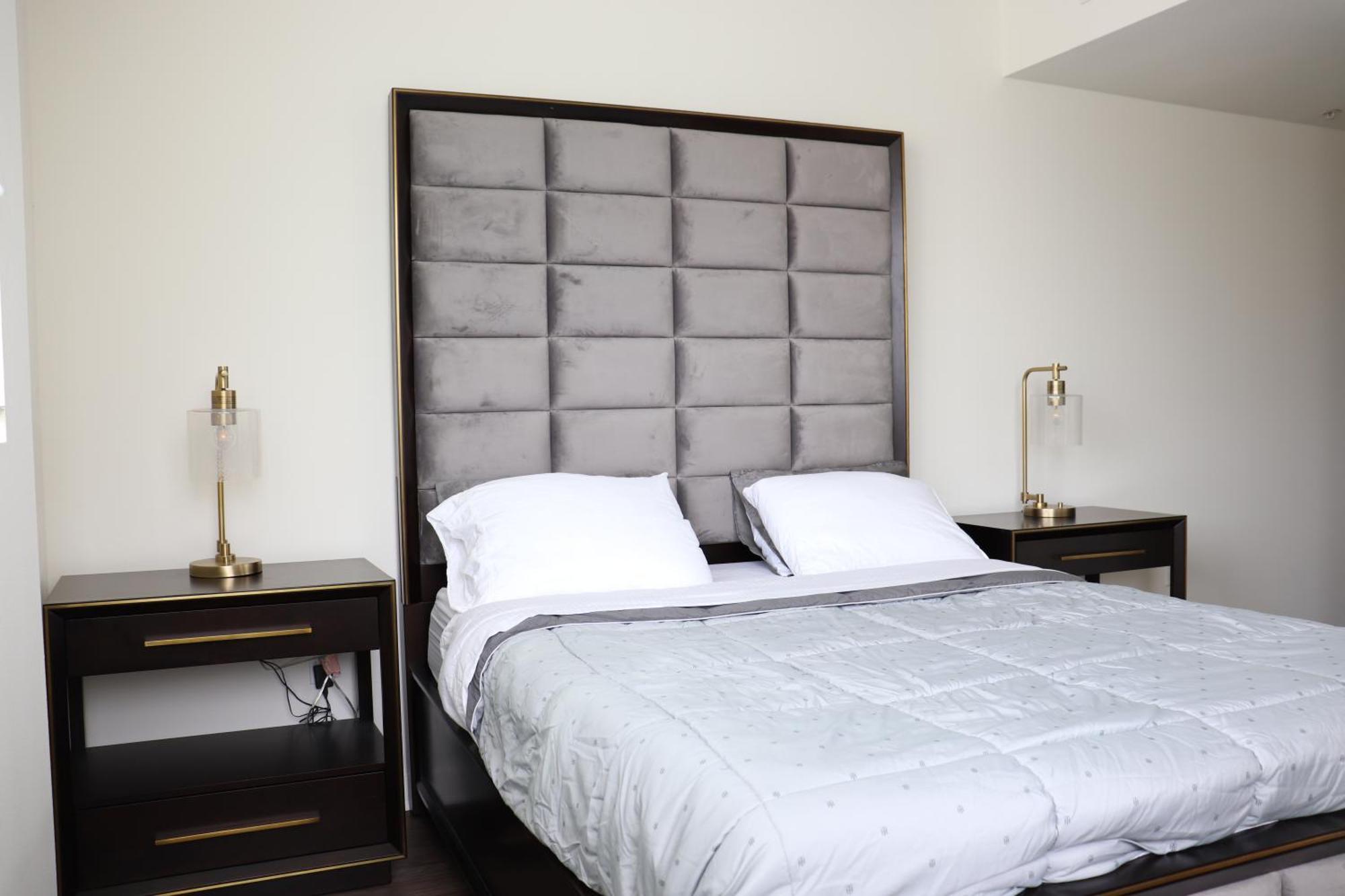 Heart Of Santa Monica 2 Bedroom 2 Bath Los Angeles