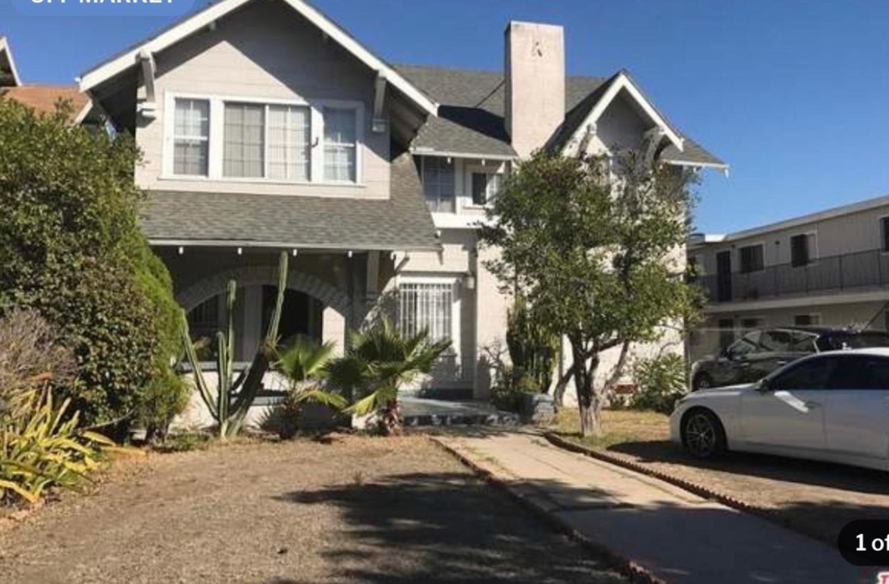 Spacious Chic 5 Bedroom Perfect For Large Group With Parking *