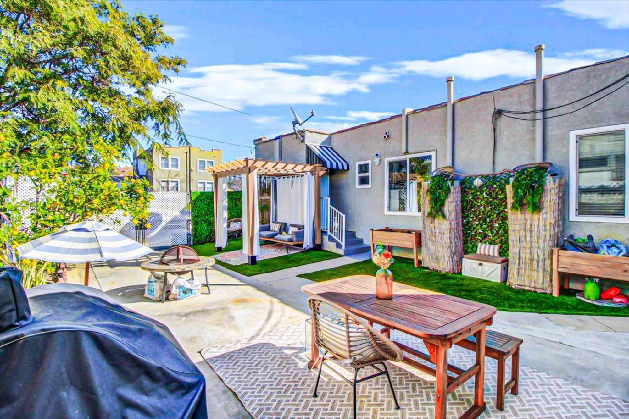 Charming 2br-2ba In The Heart Of La - Hud *