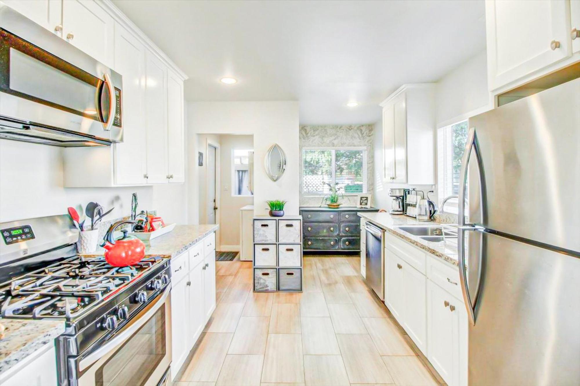 Holiday home Charming 2br-2ba In The Heart Of La - Hud