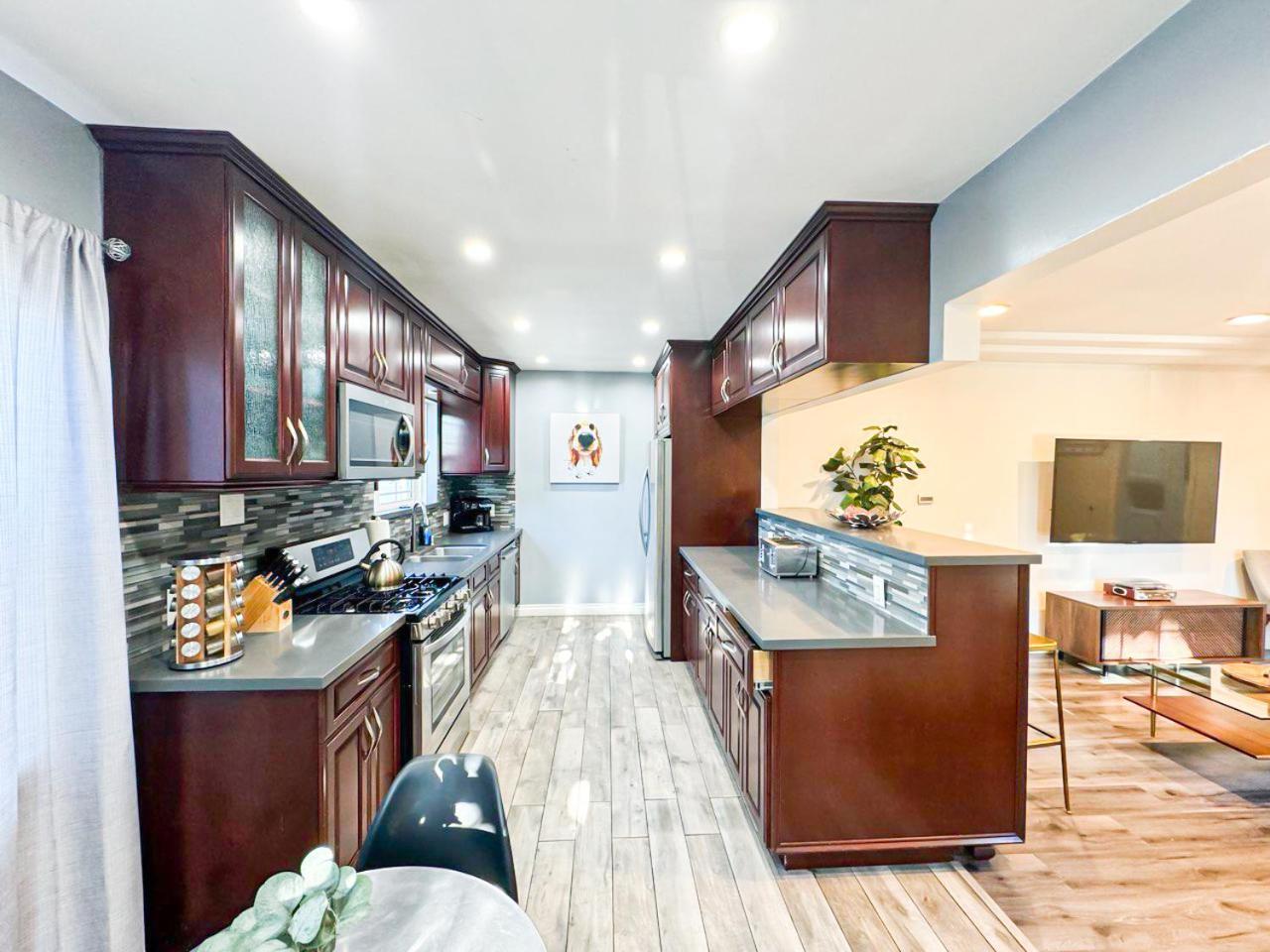 Cozy 2br Getaway With Pool, Close To Sofi - Mkmd1